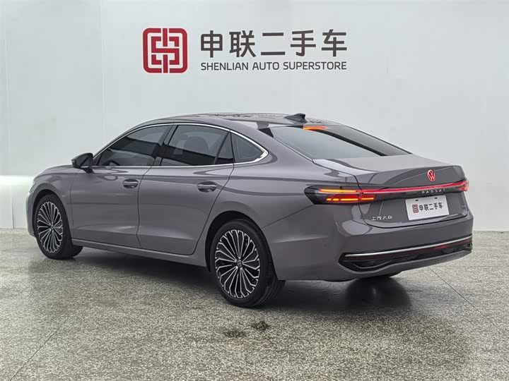 Volkswagen Passat 2025 2025款 Pro 380TSI 龙尊版