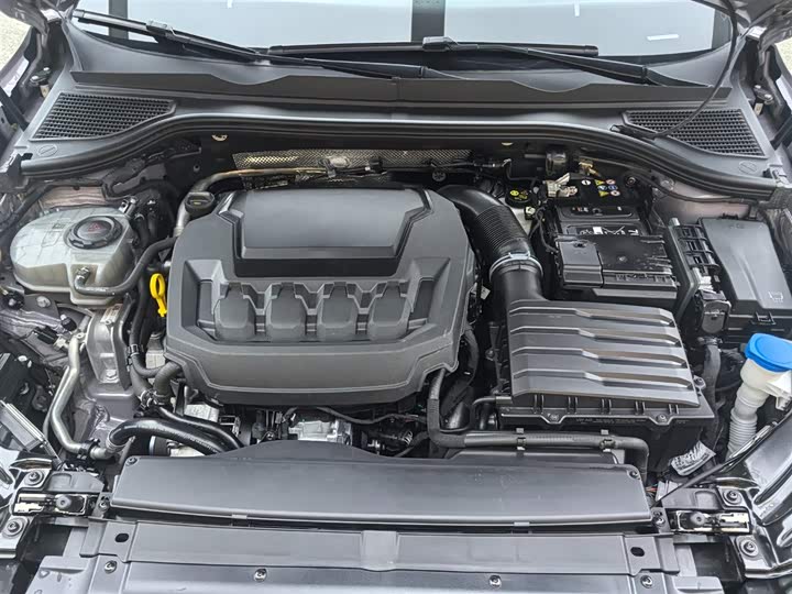 Volkswagen Passat 2025 2025款 Pro 380TSI 龙尊版