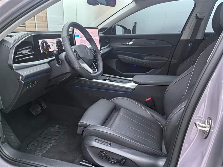 Volkswagen Passat 2025 2025款 Pro 380TSI 龙尊版