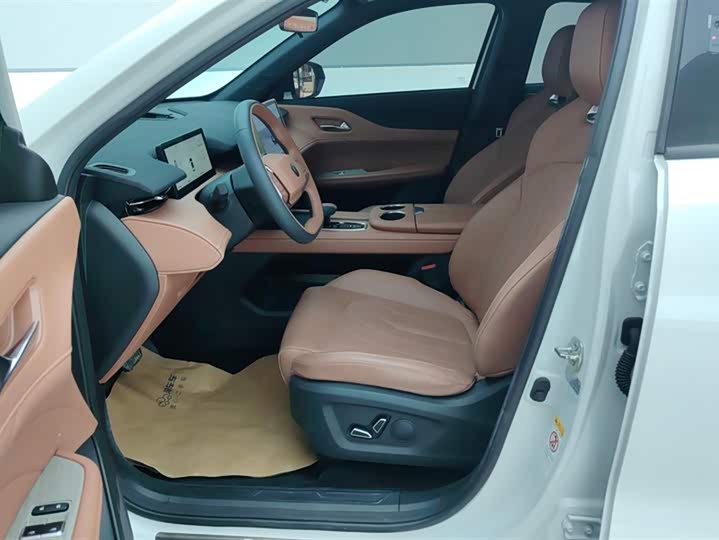 Changan UNI-Z Hybrid 2024 2024款 蓝鲸智电iDD 125km 超越型