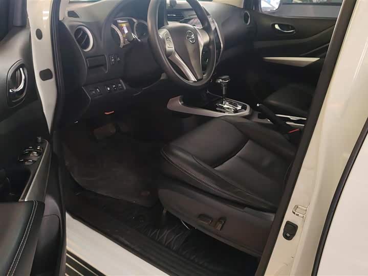 Nissan Terra 2020 2020款 2.5L XV 自动两驱智享版