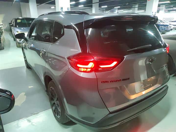 Chevrolet Orlando 2020 2020款 轻混 Redline 530T 自动纵享版（5+2款）