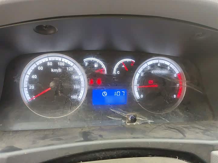 Foton G7 2020 2020款 2.4L商运版长轴高顶2座厢货国VI 4K22D4M