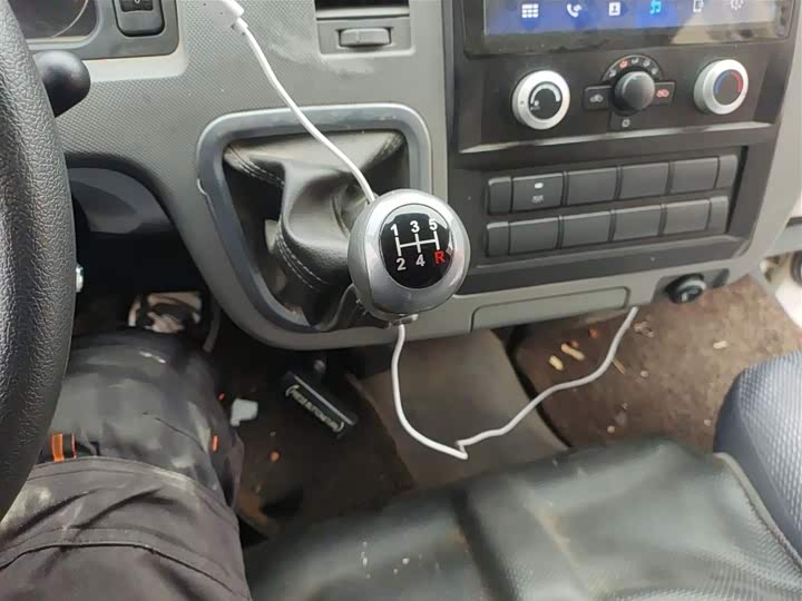 Foton G7 2020 2020款 2.4L商运版长轴高顶2座厢货国VI 4K22D4M