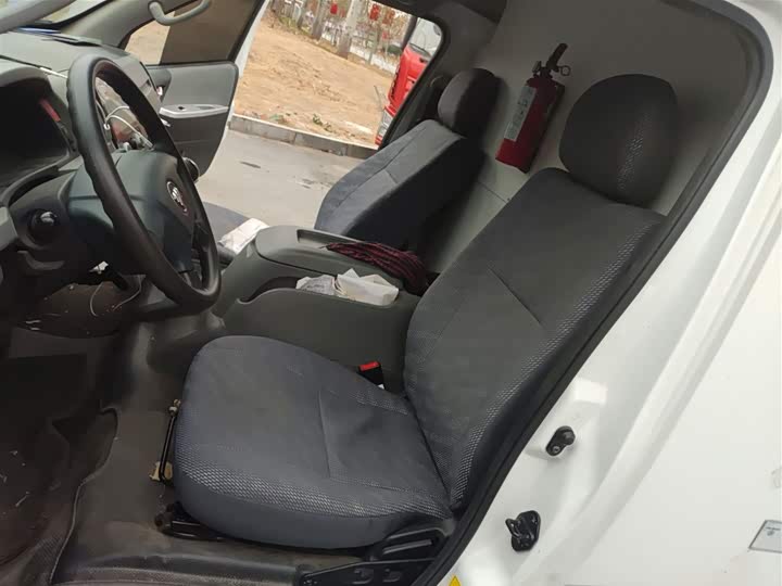 Foton G7 2020 2020款 2.4L商运版长轴高顶2座厢货国VI 4K22D4M