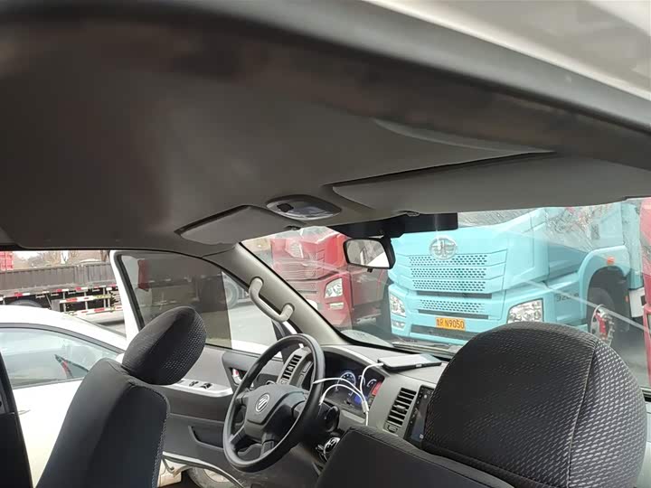 Foton G7 2020 2020款 2.4L商运版长轴高顶2座厢货国VI 4K22D4M