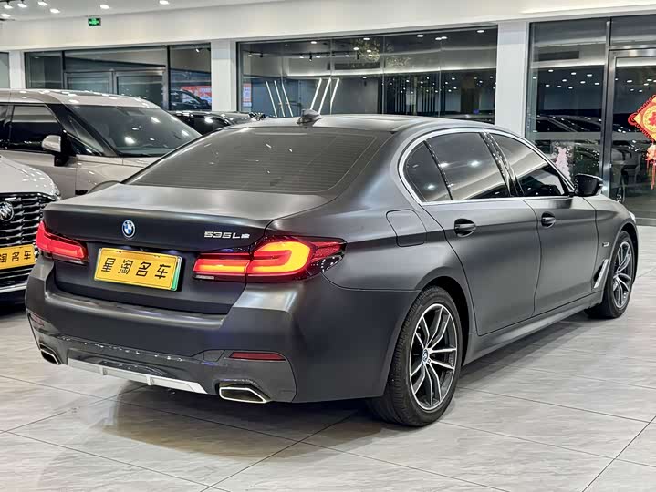 BMW 5 Series Hybrid 2022 2022款 改款 535Le 先锋版M运动套装