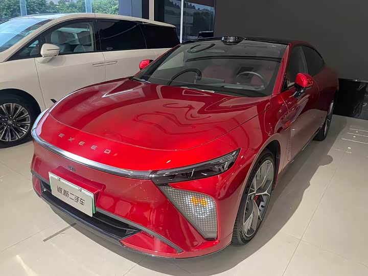 Exeed Sterra ES 2025 2025款 纯电 Ultra四驱旗舰 城区辅助驾驶
