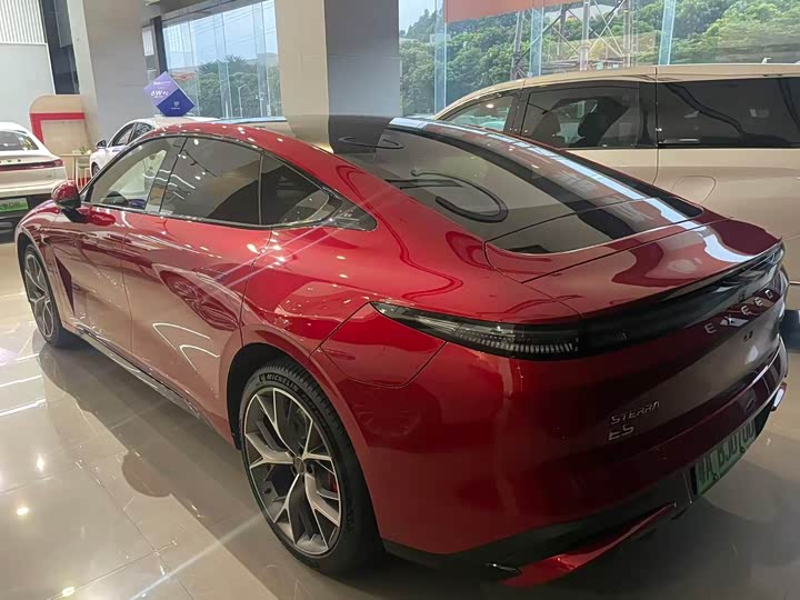 Exeed Sterra ES 2025 2025款 纯电 Ultra四驱旗舰 城区辅助驾驶