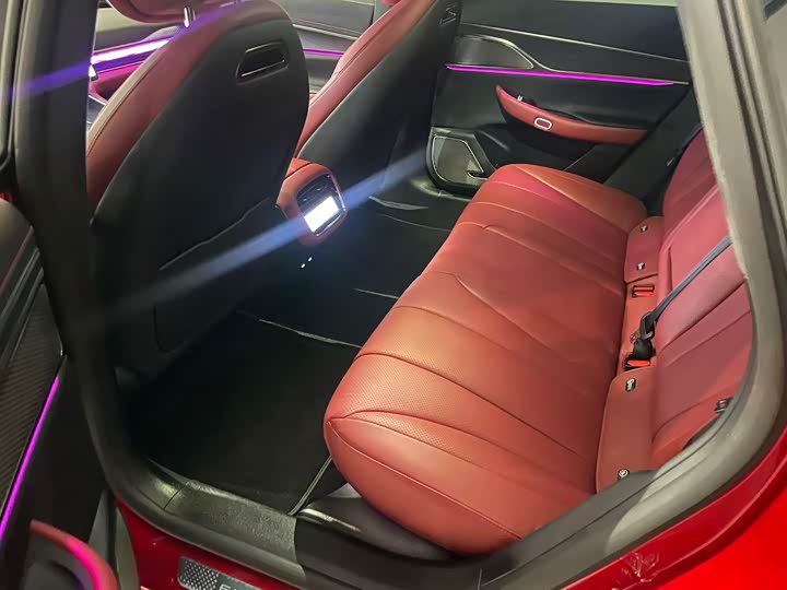 Exeed Sterra ES 2025 2025款 纯电 Ultra四驱旗舰 城区辅助驾驶