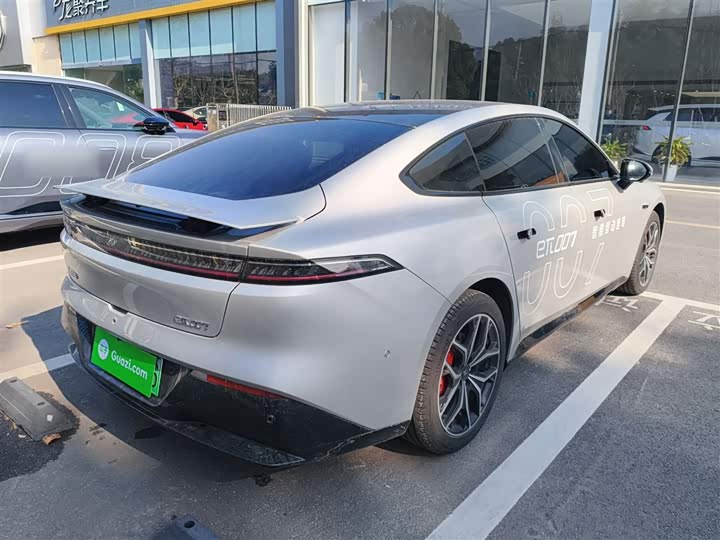 Dongfeng Yipai eπ 007 2025 2025款 纯电 565四驱Max领航版