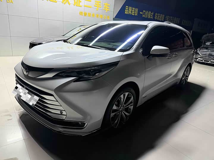Toyota Sienna 2024 2024款 2.5L混动 铂金版