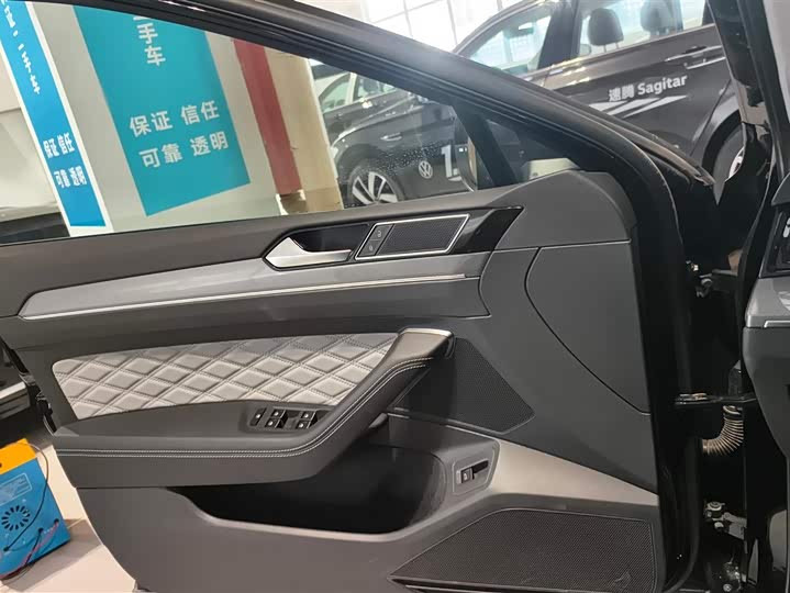 Volkswagen Magotan 2025 2025款 改款 众享款 280TSI DSG豪华型