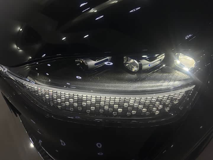 Aito M9 2025 2025款 增程 Ultra版 52kWh 6座版