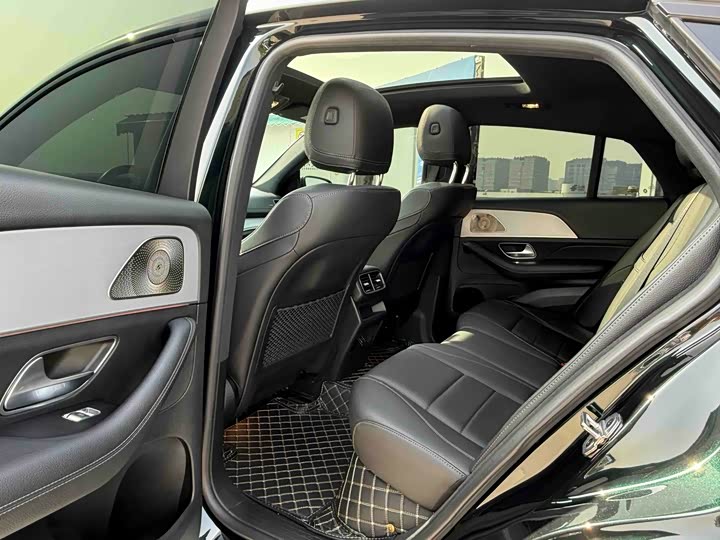 Mercedes-Benz GLE-Class Coupe 2022 2022款 改款 GLE 450 4MATIC 轿跑SUV 时尚型