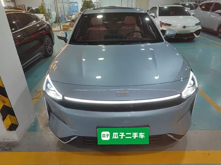 Geely Galaxy L6 2025 2025款 EM-i 140km 星舰版