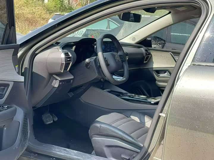 Citroen C5 X 2021 2021款 1.6T 享不凡