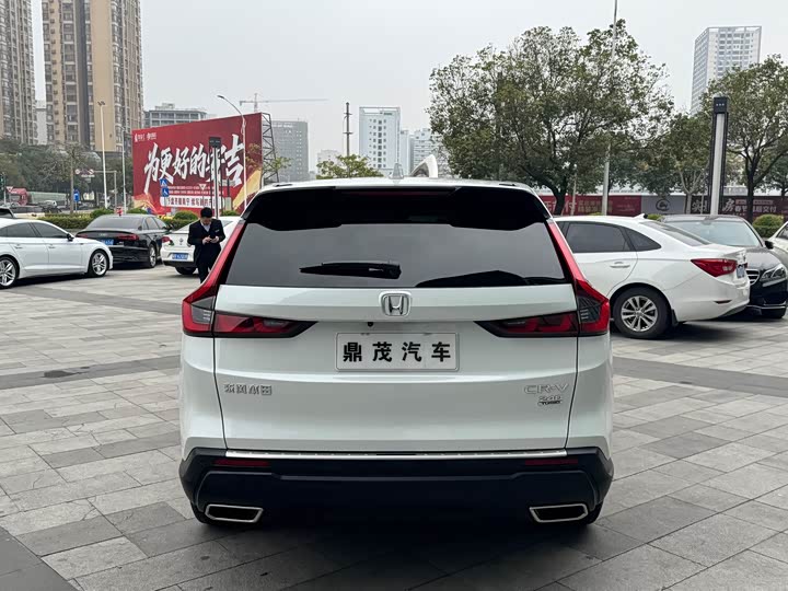 Honda CR-V 2024 2024款 240TURBO 两驱锋尚版 5座