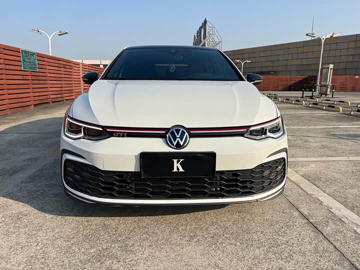 Volkswagen Golf GTI 2023 2023款 380TSI DSG GTI