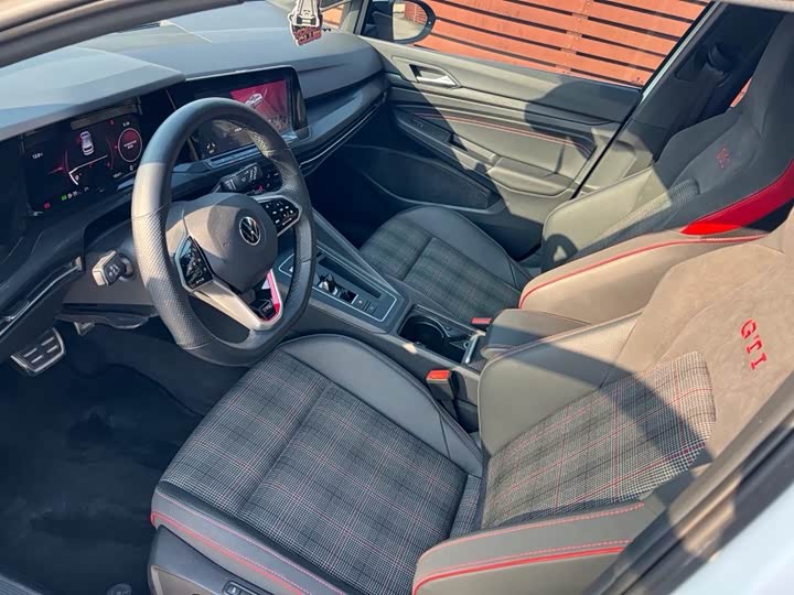 Volkswagen Golf GTI 2023 2023款 380TSI DSG GTI