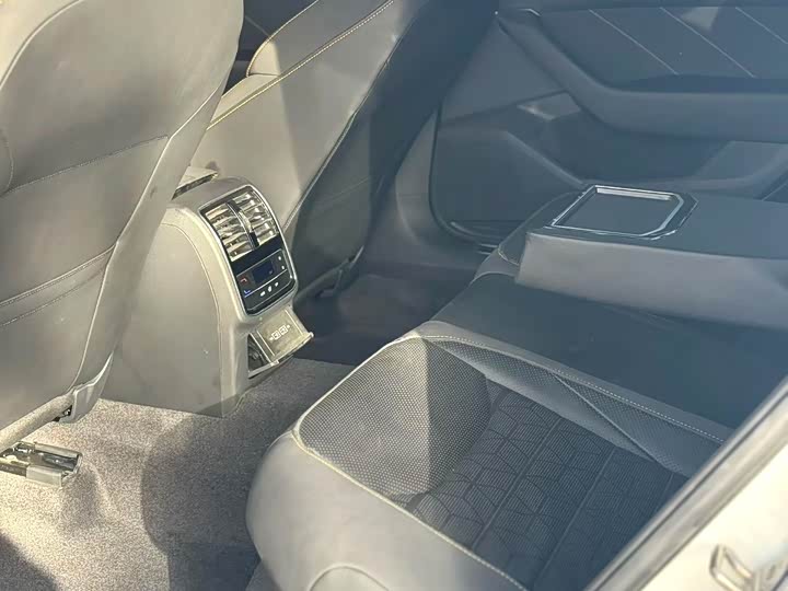 Volkswagen CC 2025 2025款 改款 猎装车 380TSI 猎心 众享款