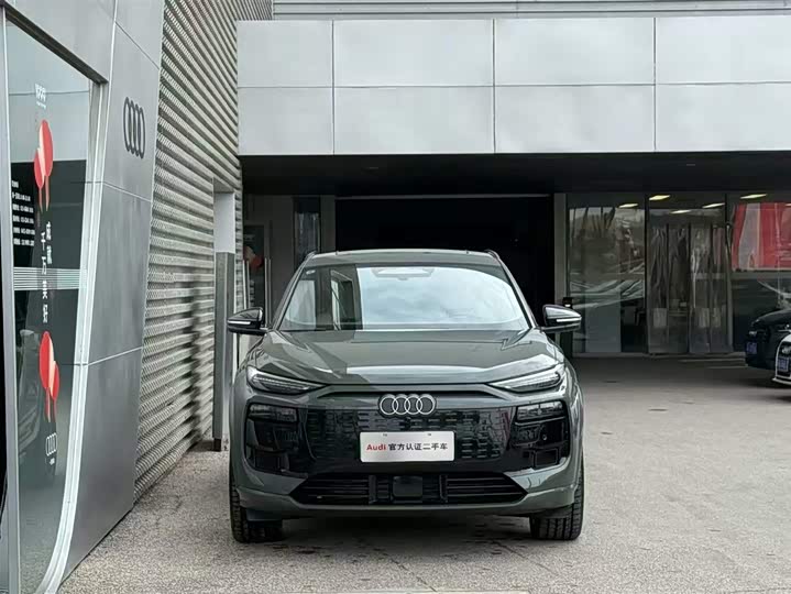 2026 Audi Q6L e-tron