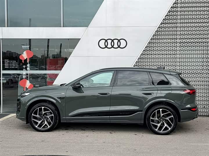2026 Audi Q6L e-tron
