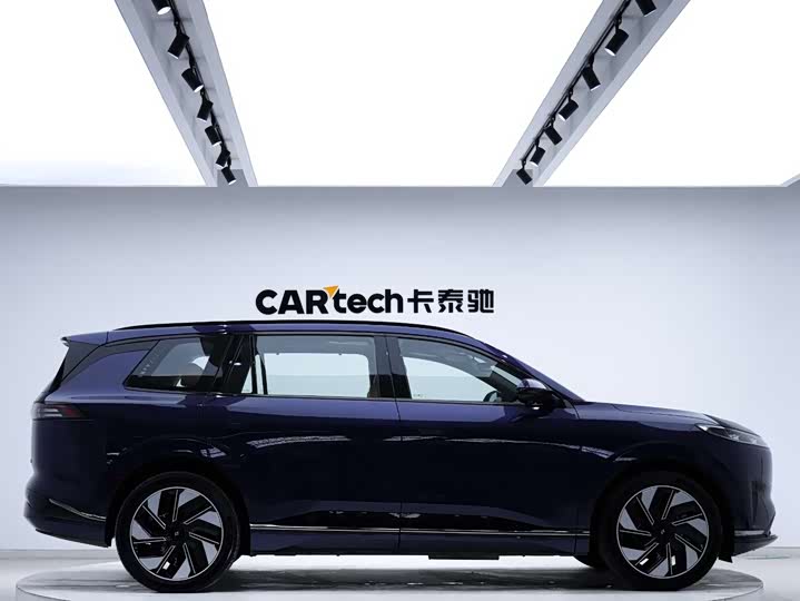 Dongfeng Yipai eπ 008 2025 2025款 210Ultra增程版 5座