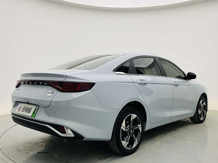 2022 Geely Emgrand L Hi·P Hybrid