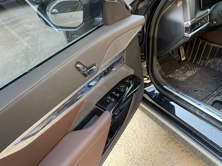 BMW 7 Series 2023 2023款 735Li M运动套装