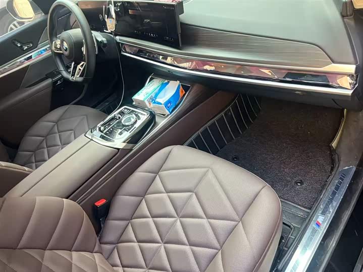 BMW 7 Series 2023 2023款 735Li M运动套装