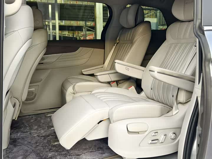 Roewe iMax 8 EV 2022 2022款 黄金版