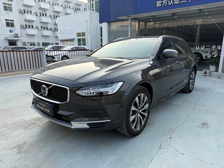 Volvo V90 2023 2023款 Cross Country B5 AWD 智远版