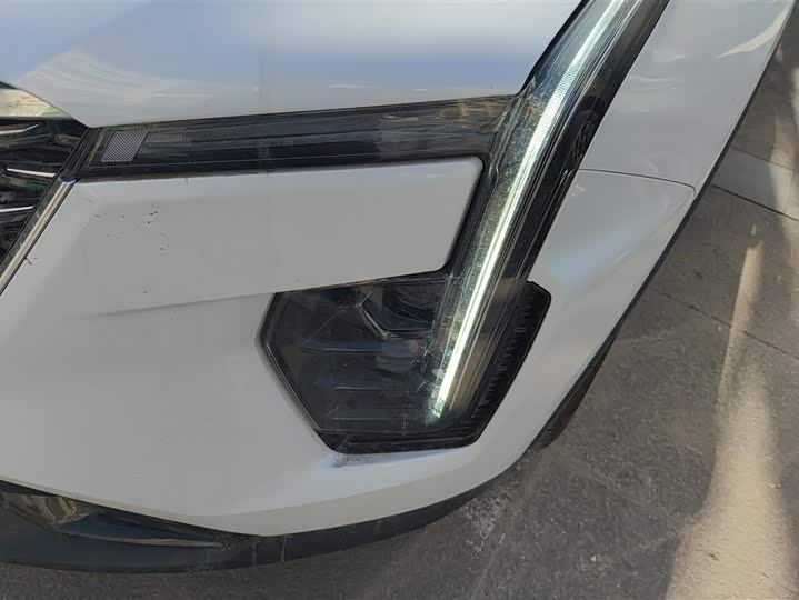 Cadillac XT4 2024 2024款 28T 两驱豪华型