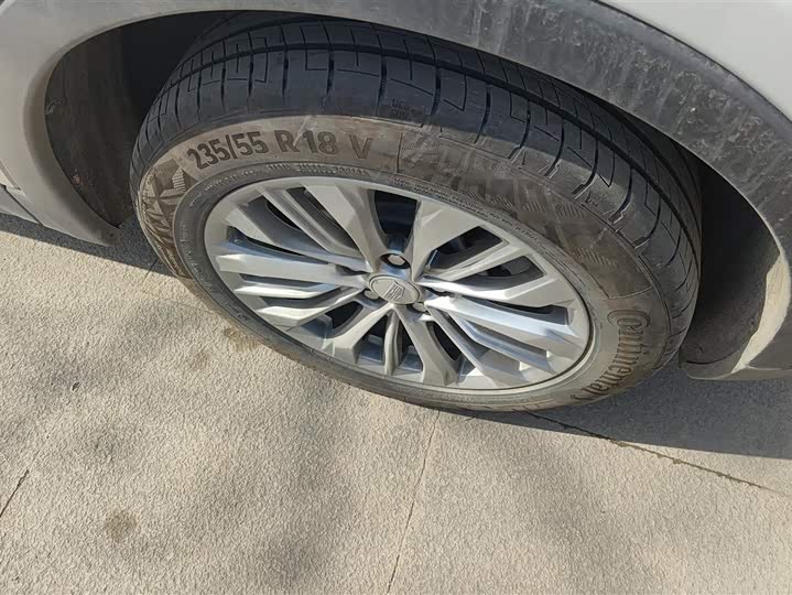 Cadillac XT4 2024 2024款 28T 两驱豪华型