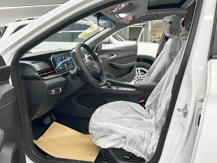 Geely Binrui 2024 2024款 缤瑞COOL 1.5T DCT龙腾版