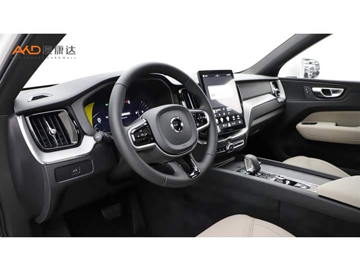 Volvo XC60 2026 2026款 B5 四驱智逸豪华版