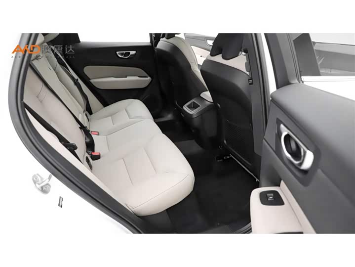 Volvo XC60 2026 2026款 B5 四驱智逸豪华版