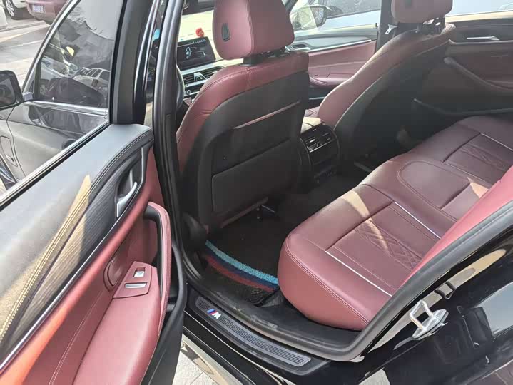 BMW 5 Series Hybrid 2022 2022款 535Le M运动套装