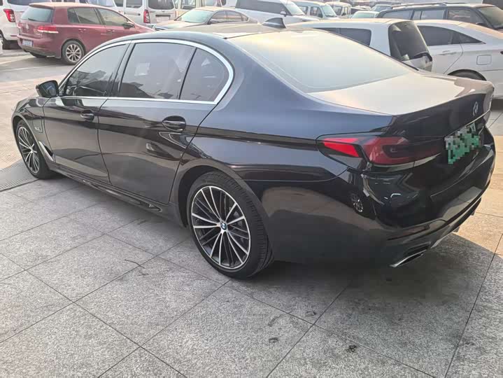BMW 5 Series Hybrid 2022 2022款 535Le M运动套装