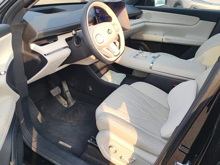 Changan Qiyuan (Nevo) Q07 2025 2025款 215尊荣型