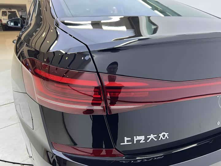 Volkswagen Passat Hybrid 2025 2025款 430PHEV 混动商务版