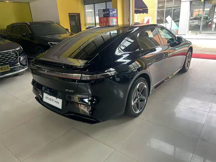 Dongfeng Yipai eπ 007 2024 2024款 增程 200如奕版