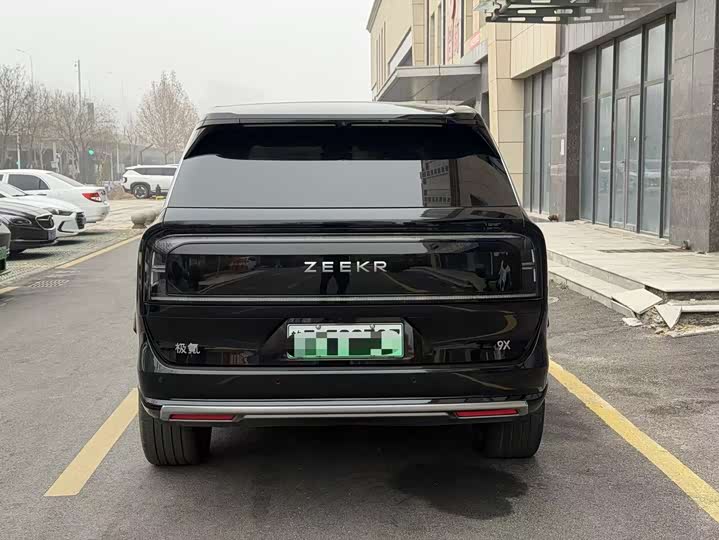 Zeekr 9X 2025 2025款 Ultra版 55kWh