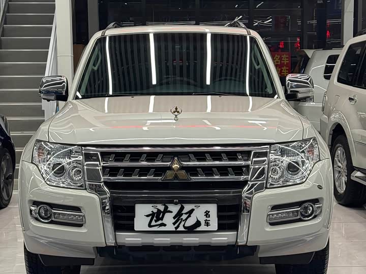 Mitsubishi Pajero 2020 2020款 3.0L 自动豪华越野版