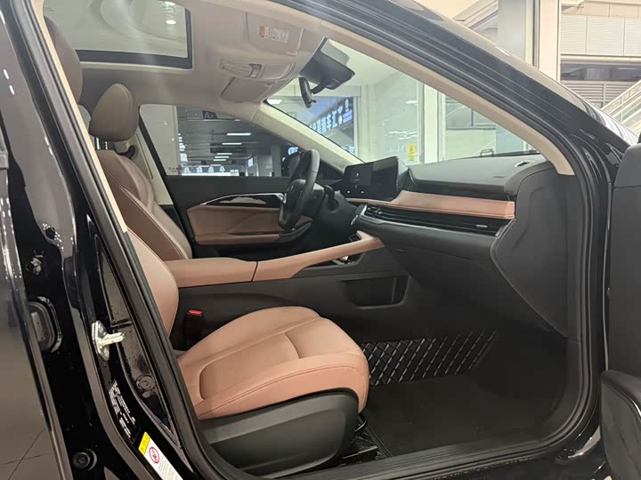 Bestune B70 2024 2024款 龙腾版 1.5T 领创型