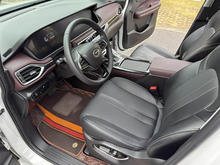 GAC Trumpchi M6 2023 2023款 PRO 270T DCT豪华版