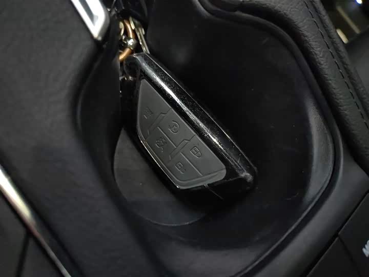 Cadillac XT4 2024 2024款 28T 两驱豪华型