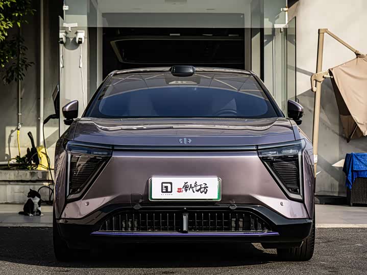 HiPhi Y 2023 2023款 560km 先锋版