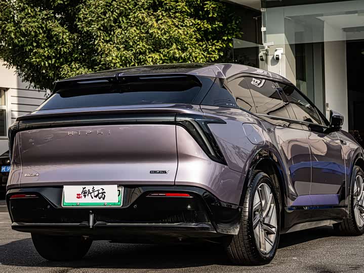 HiPhi Y 2023 2023款 560km 先锋版